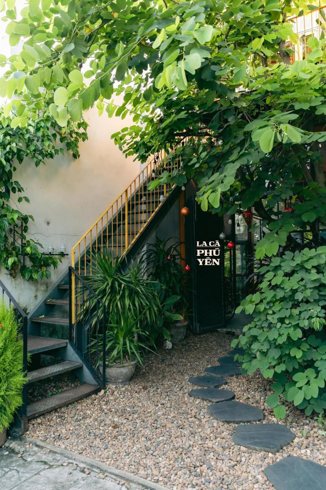 Yellow Farm Homestay Dong Tac Buitenkant foto